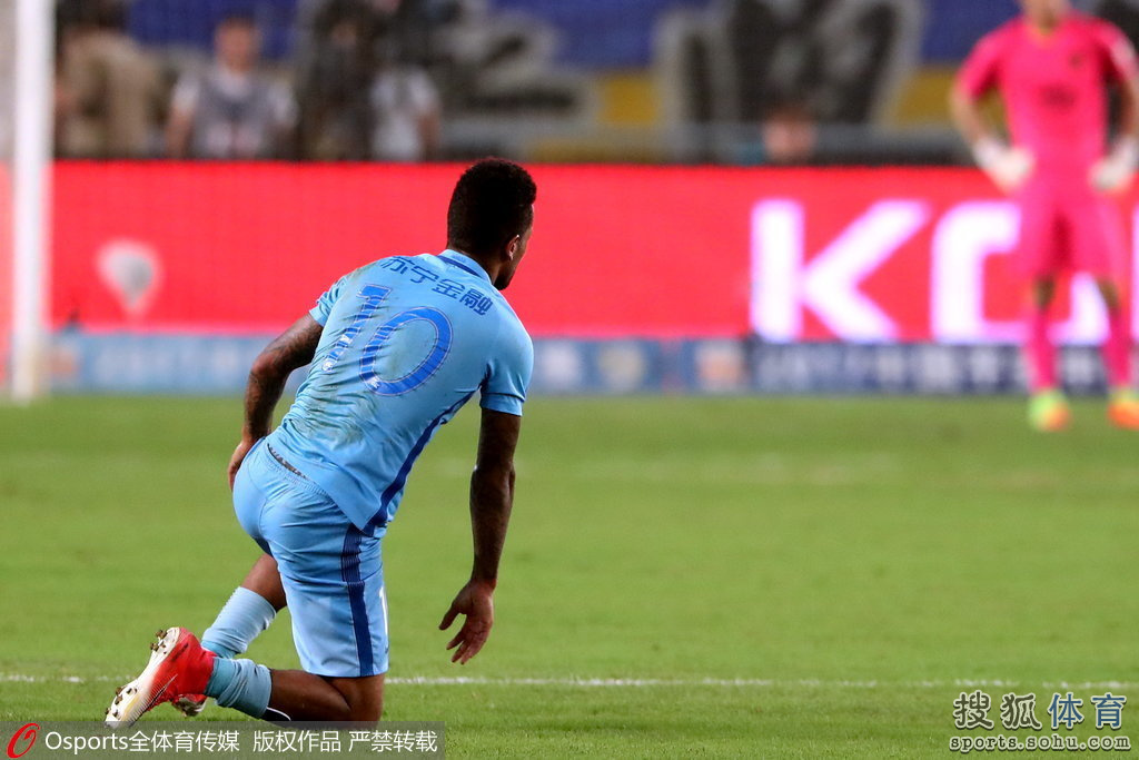 罗马与费耶诺德比赛 罗马与费耶诺德比赛