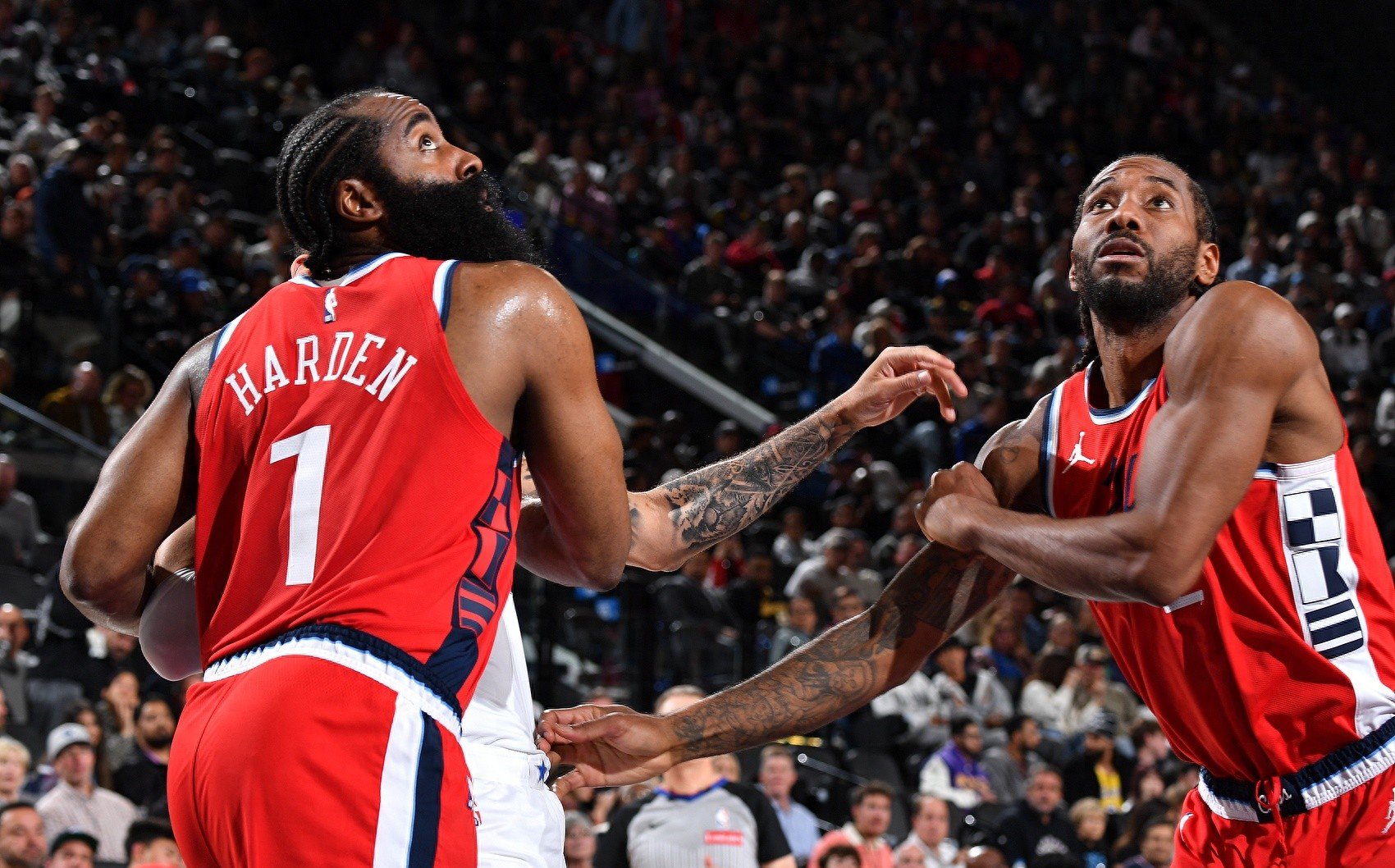 关于洛杉矶快船迎欧篮联关键赛，今夜单刀错失，更衣室稳定，赛季目标并未改变的信息