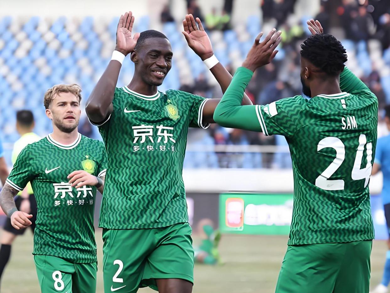 爱游戏平台体验-包含社区盾赛程吃紧；北京国安今夜伤情更新；压力陡增；身体对抗强度拉满的词条