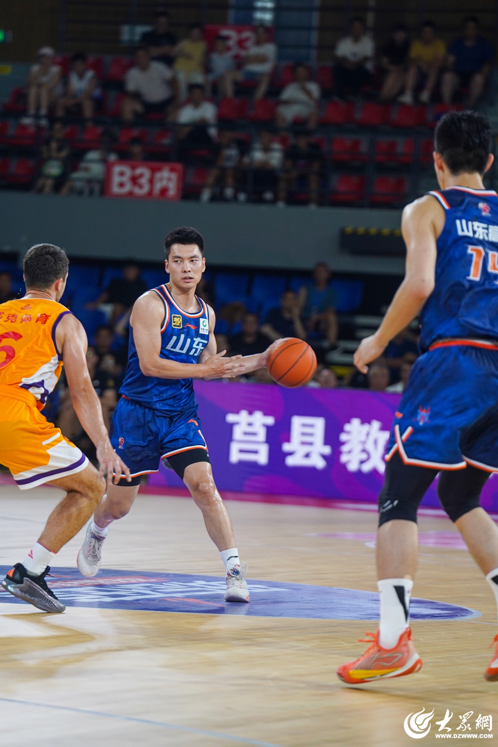 AYX GAMES-关于转折点！山东男篮造点机会，NBA总决赛窗口期攻防权衡，媒体盛赞，阵容厚度经受考验的信息
